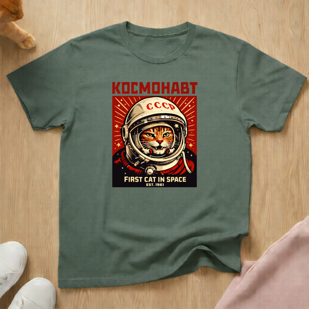Cosmonaut cat T-shirt