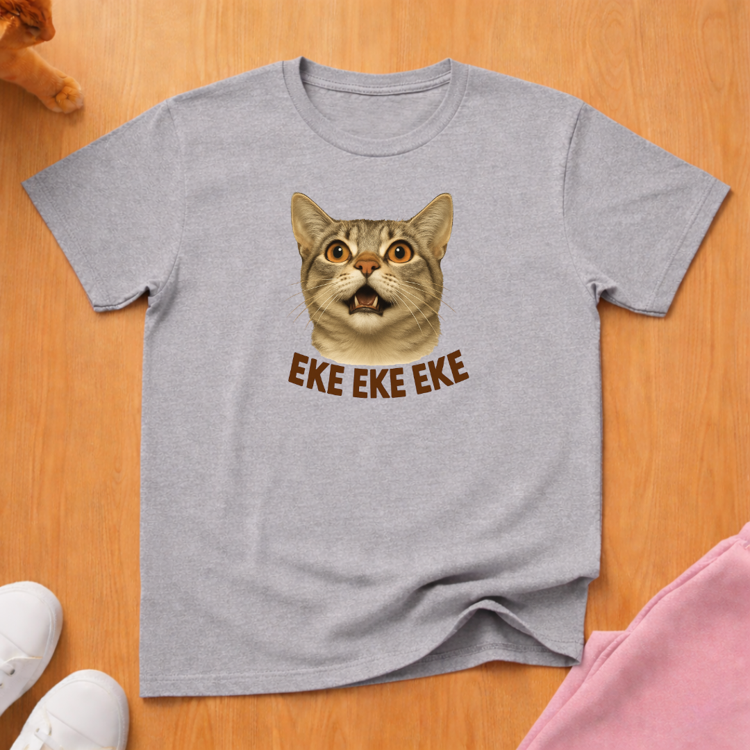 Eke Eke 2 cat T-shirt